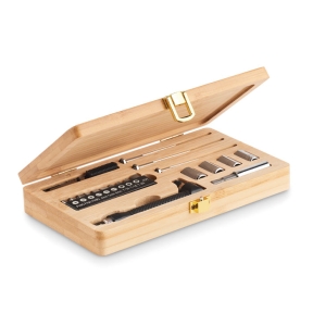 21 gab. instrumentu komplekts bambusa korpusā