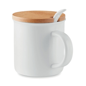 Porcelāna krūze ar karoti